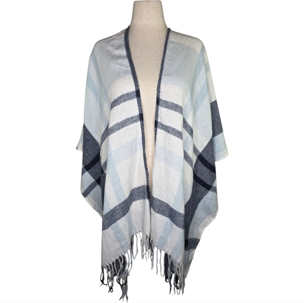 Banana Republic Plaid Fringe Poncho Wrap Cape Shawl OS Quiet Luxury Wool Blend